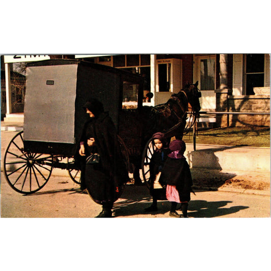 Amish Mother and Daughters Pennsylvania Dutch Country Postcard PD8