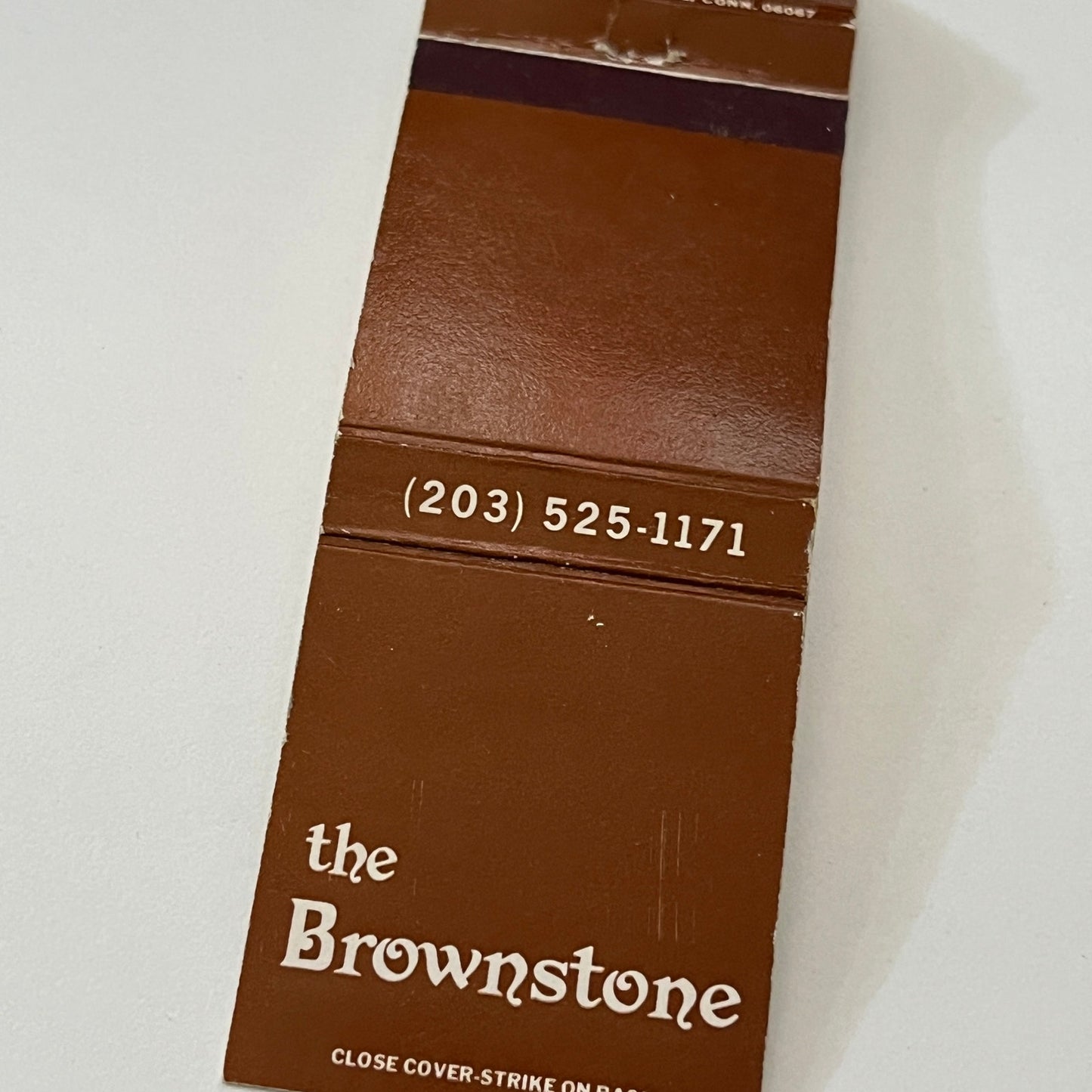 The Brownstone 190 Trumbull St Hartford CT Vintage Matchbook Cover TB6-MB1-8