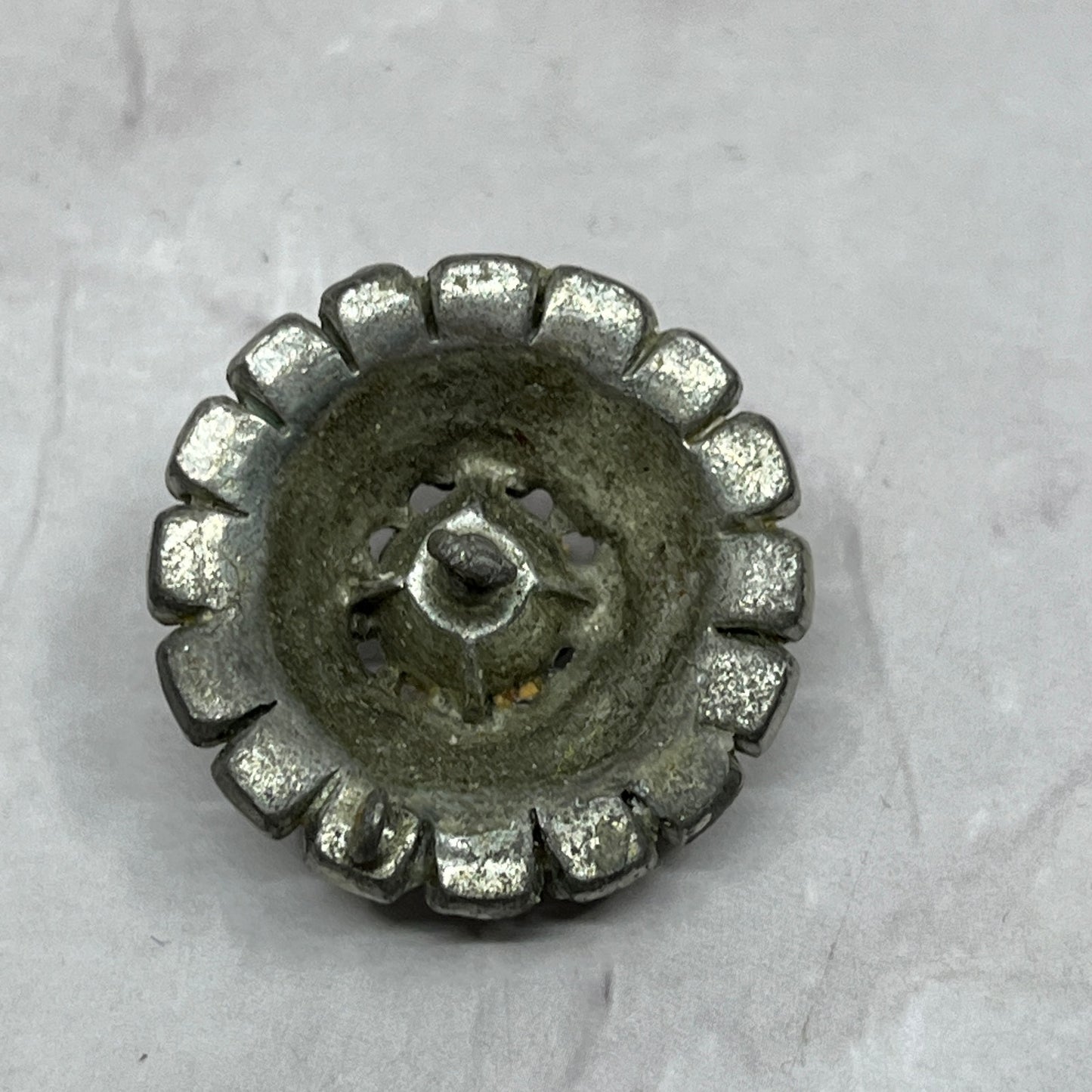 Vintage Silver Tone Rhinestone Button SC1