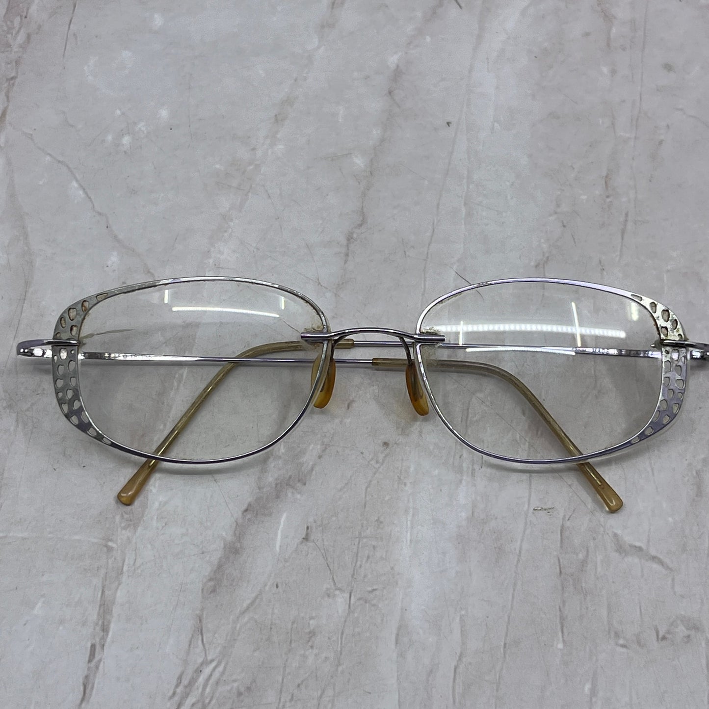 Vintage Ladies Oval Wire Frame 55-18-135 Eyeglasses Frames TH9-G1-6