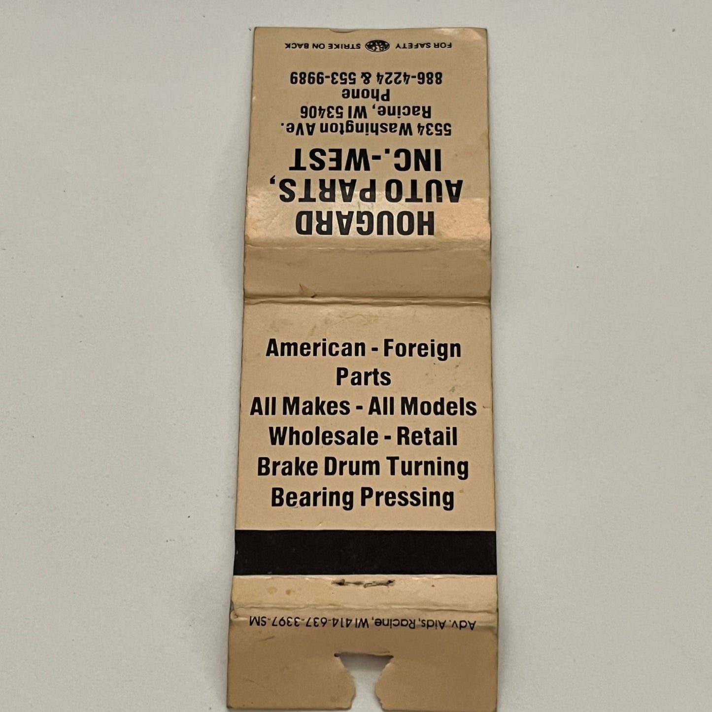 Hougard Auto Parts Inc West Racine WI Vintage Matchbook TB6-MB2-14