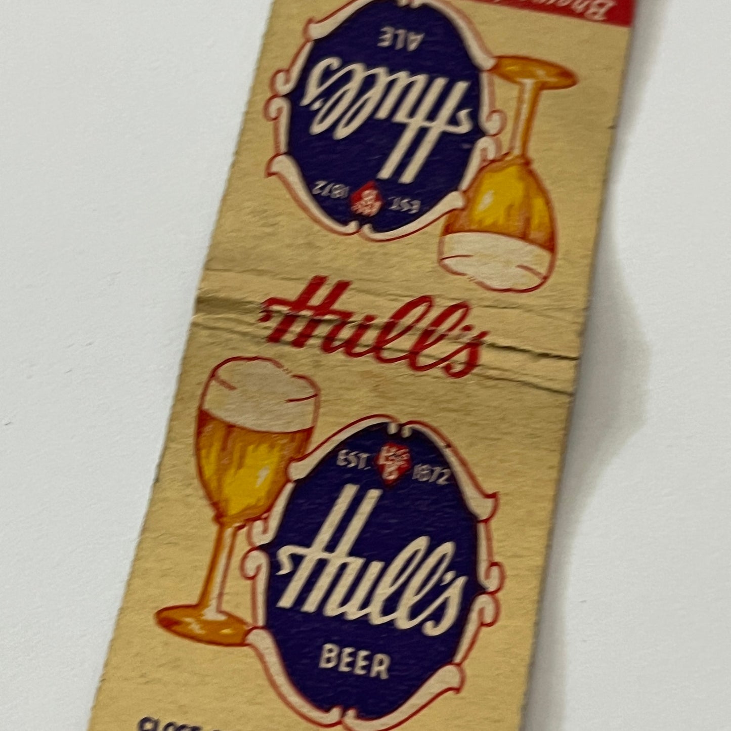 Hull's Ale The Hull Brewing Co New Haven CT Vintage Matchbook Cover TB6-MB1-13