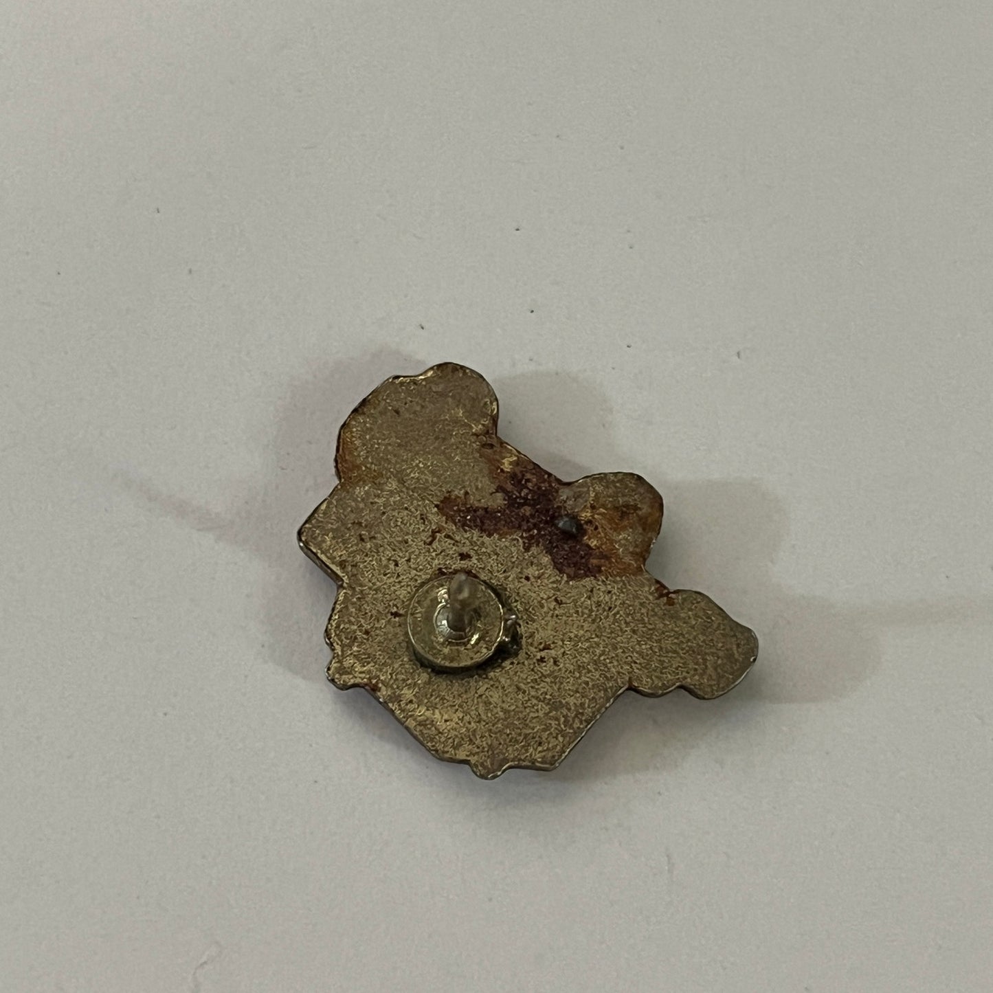 Red Semi Truck Trucker Vintage Lapel Pin Enamel Pinback Button SD6