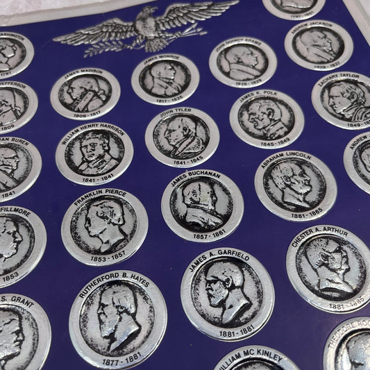 c1970 Wall Hanging United States Seal 37 Presidents Embossed Blue & Foil FL6-11