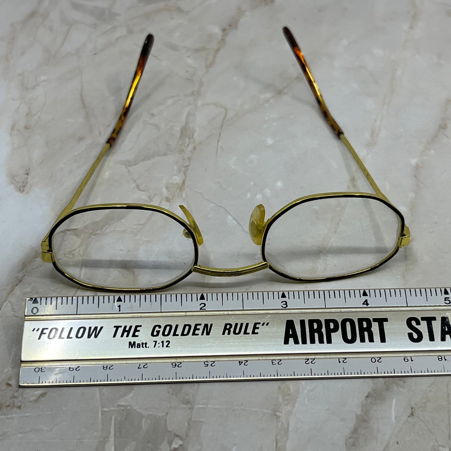 Vintage Oval Tortoise & Gold Tone Sunglasses Eyeglasses Frames TE9-G2-12