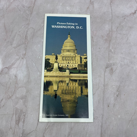 1981 Picture Taking in Washington D.C. Travel Guide and Fold Out Map TH9-TM2