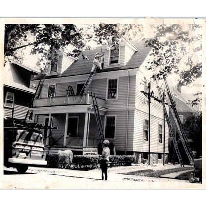 JFK Kennedy Birthplace Being Painted 1961 8x10 Original Press Photo D1-P
