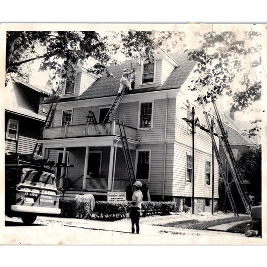 JFK Kennedy Birthplace Being Painted 1961 8x10 Original Press Photo D1-P