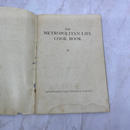 1950s Metropolitan Life Ins Advertising Cookbook Recipes TG8-VV