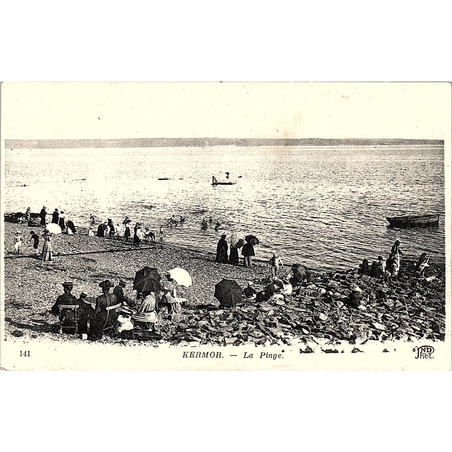 Kermor La Plage Beach Scene French Antique Postcard PE10