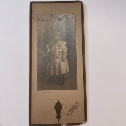 Harold C Taylor - The Kelly Studio Montezuma IA Antique Victorian CDV Card L2-1