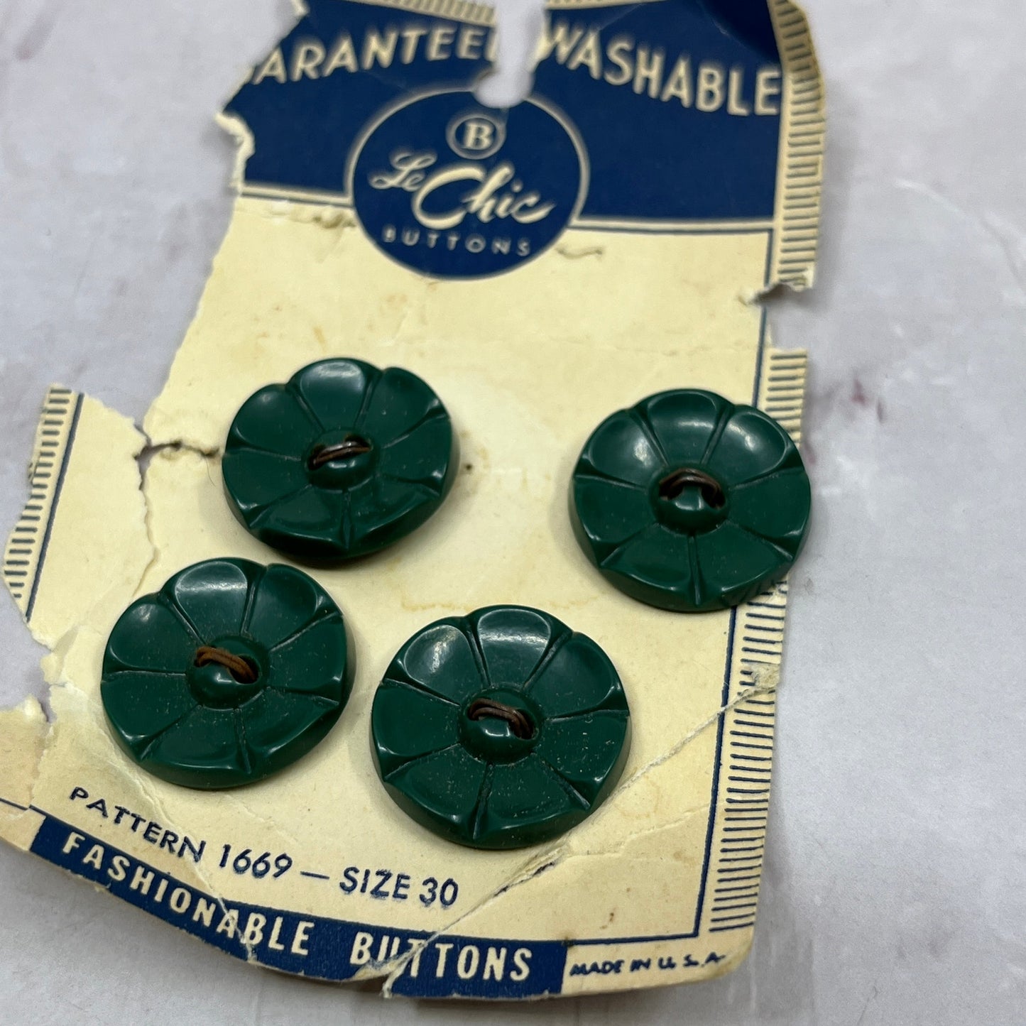 Vintage MCM Le Chic Lot of 4 Deep Green Size 30 Buttons on Card 1669 SE2