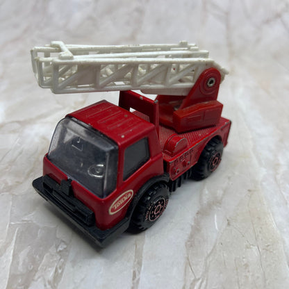 Tonka Fire Truck Ladder VTG  Small Red W/ white Ladder Japan diecast toy TH5