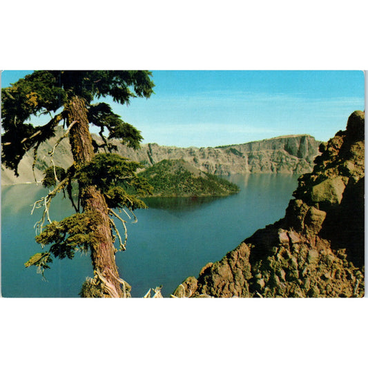Crater Lake Wizard Island Vintage Postcard PE3