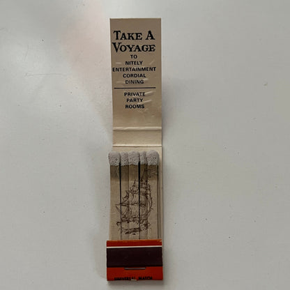 Castaways Manitou Springs CO Feature Matches Vintage Matchbook TB7-XSM