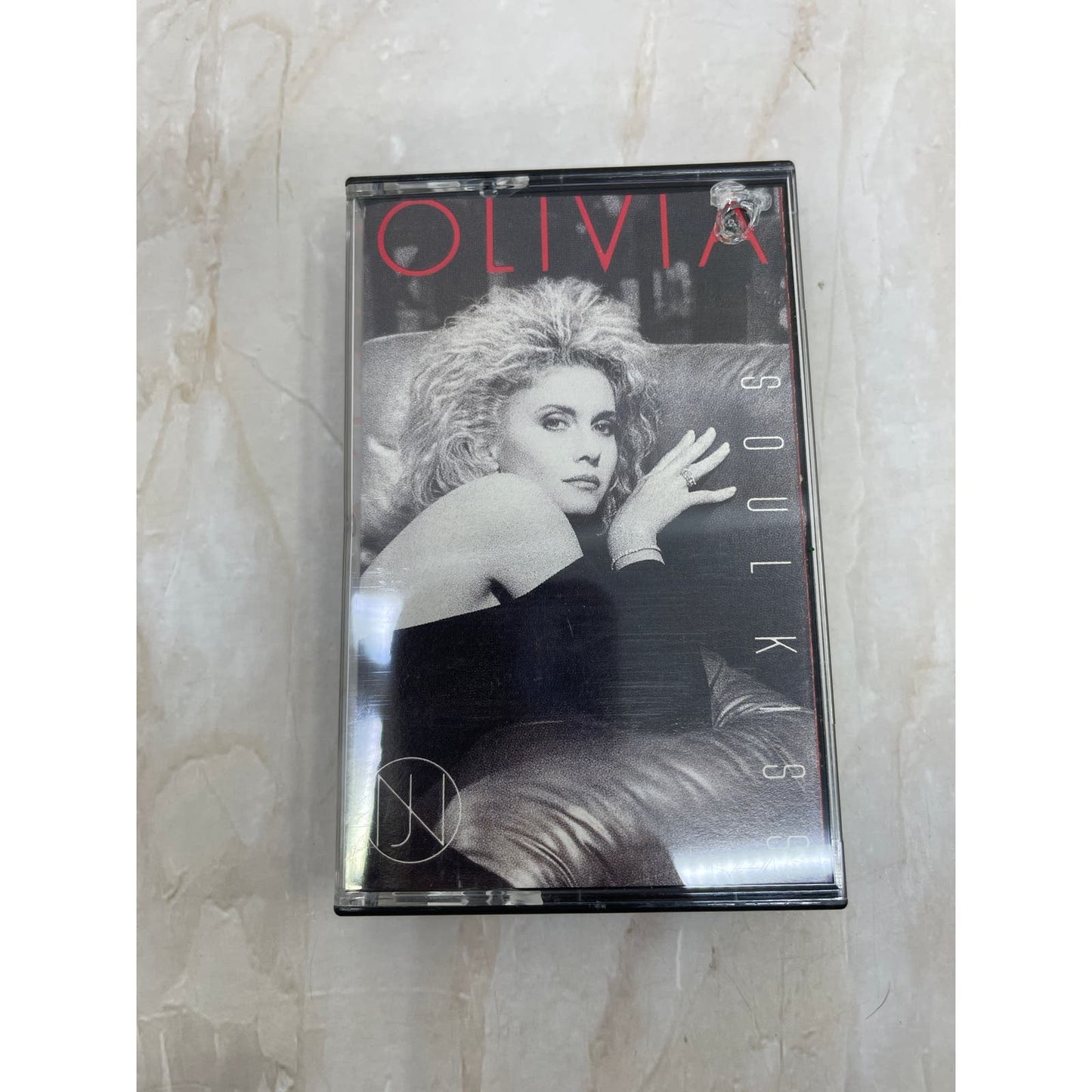 Olivia Newton John Soul Kiss MCA Cassette Tape TH5-T1