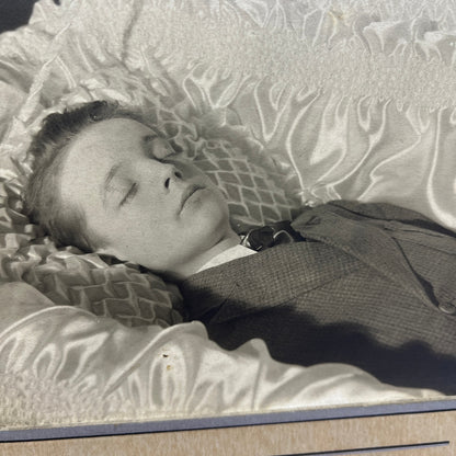 Postmortem Boy in Coffin Drysdale Perry Superior WI CDV Cabinet Card TC5-CDV1