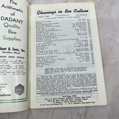 1966 August Gleanings in Bee Culture Magazine Bees Beekeeping Honey TD7