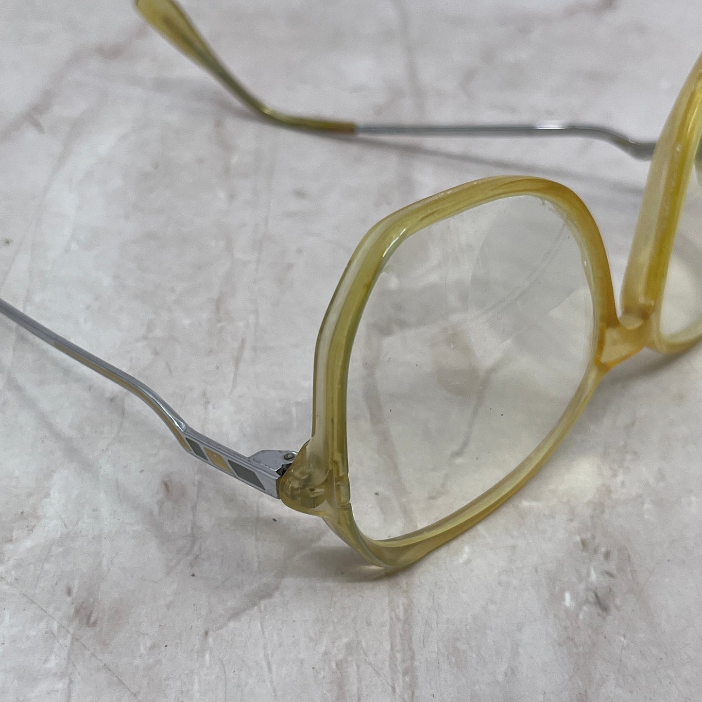Retro Ladies Acrylic and Metal Butterfly Lens Glasses Eyeglasses Frames TH9-G3-3