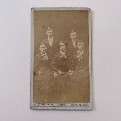 Group Photo by O.T. Simmons Ligonier IN Antique Victorian CDV Card H4-2