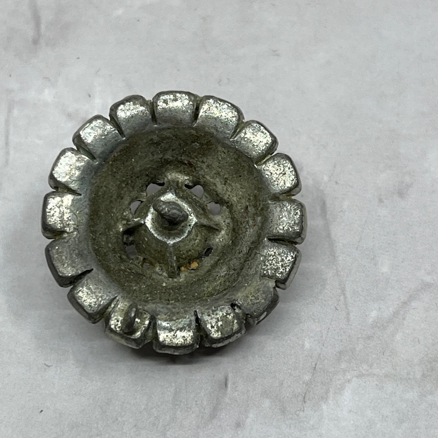Vintage Silver Tone Rhinestone Button SC1