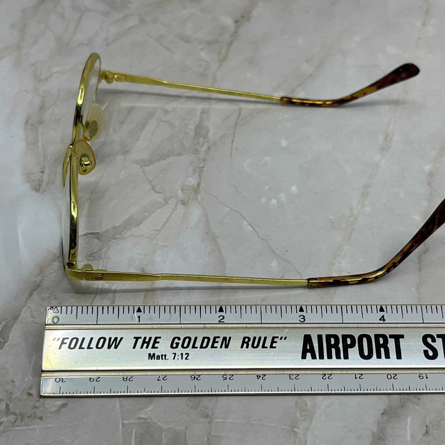 Vintage Oval Tortoise & Gold Tone Sunglasses Eyeglasses Frames TE9-G2-12