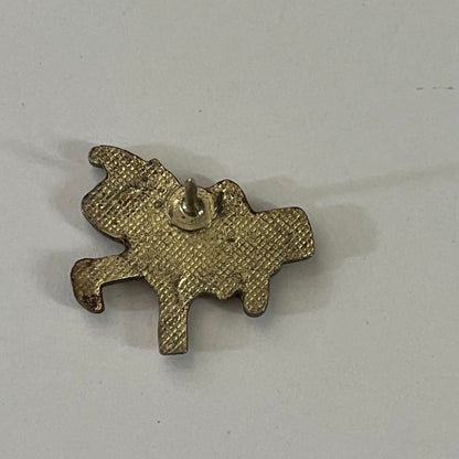 Red Devil Pioneer Mascot Vintage Lapel Pin Enamel Pinback Button SE9