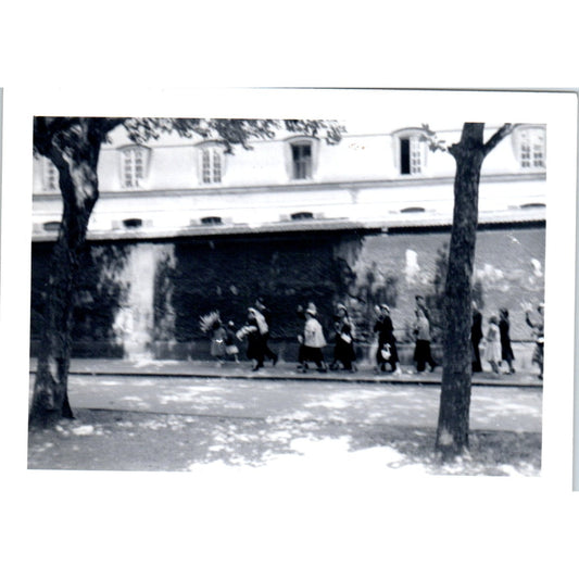 Wedding Procession in Paris France Postwar Europe c1954 Army Photo AF1-AP3