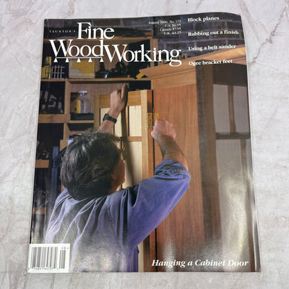 Hanging a Cabinet Door - Aug 1996 No 119 Taunton's Fine Woodworking Magazine M36