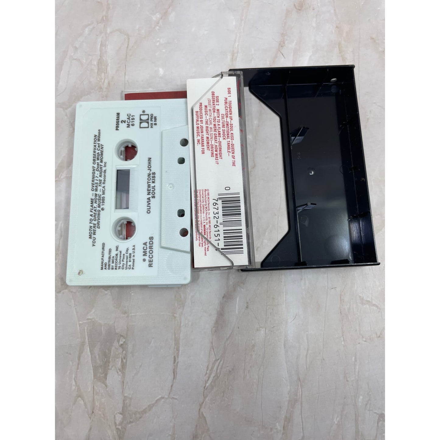 Olivia Newton John Soul Kiss MCA Cassette Tape TH5-T1