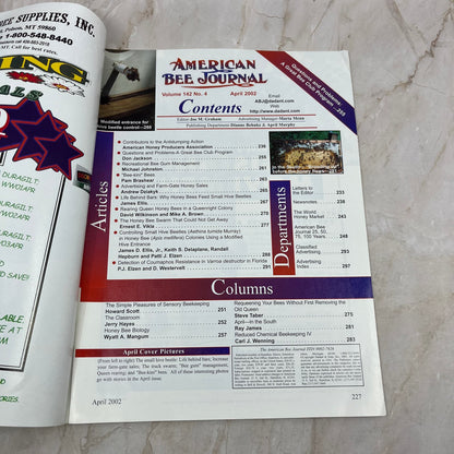 2002 April American Bee Journal Magazine Bees Beekeeping Honey M7