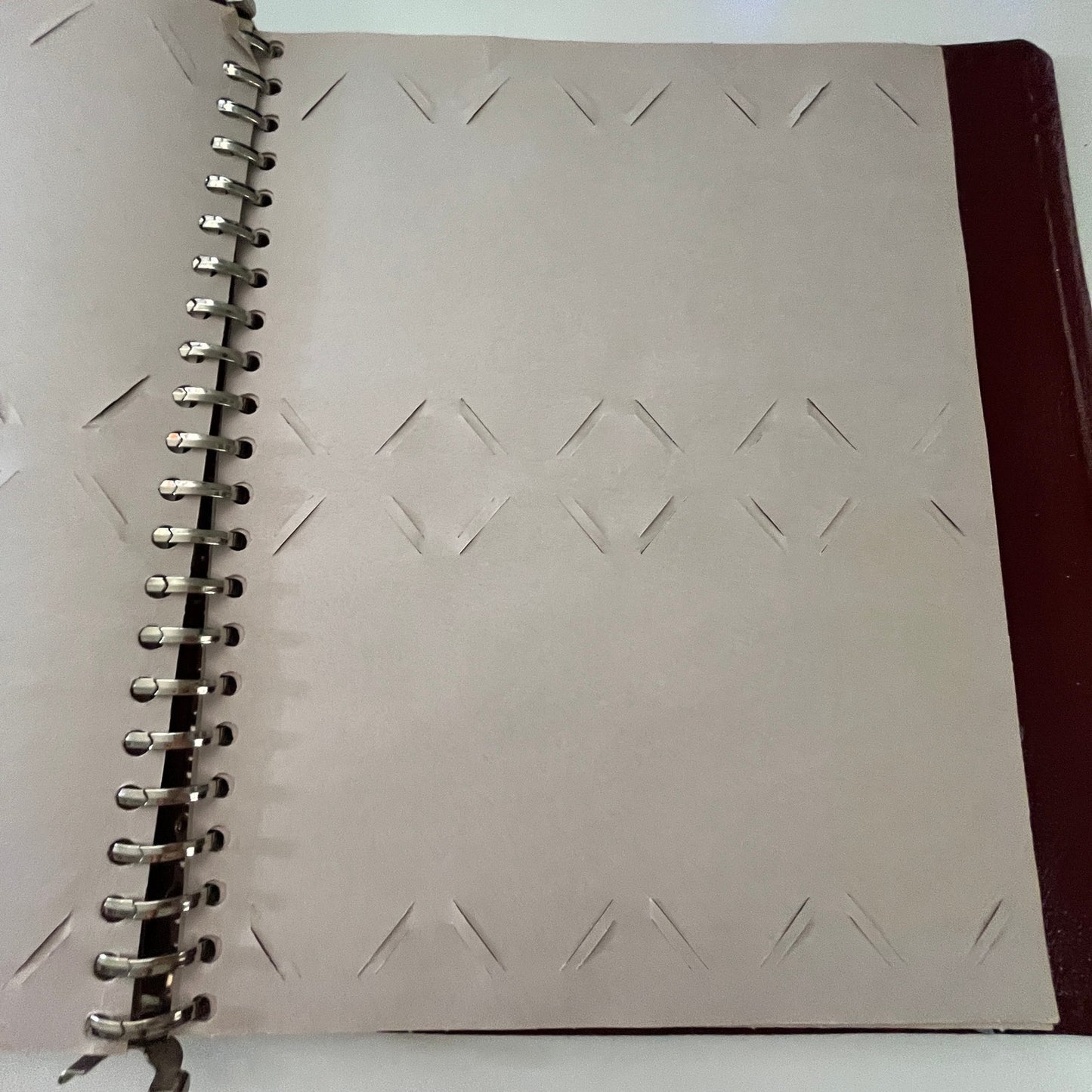 Vintage Elko Mfg Co Match Cover Album Matchcover Matchbook TF9