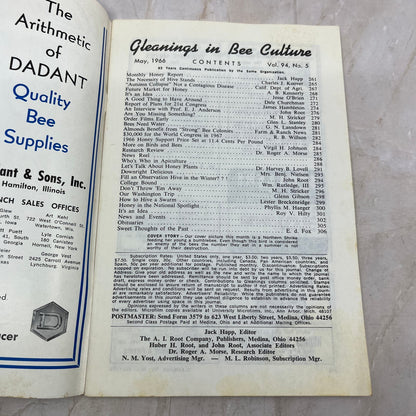 1966 May Gleanings in Bee Culture Magazine Bees Beekeeping Honey TD7