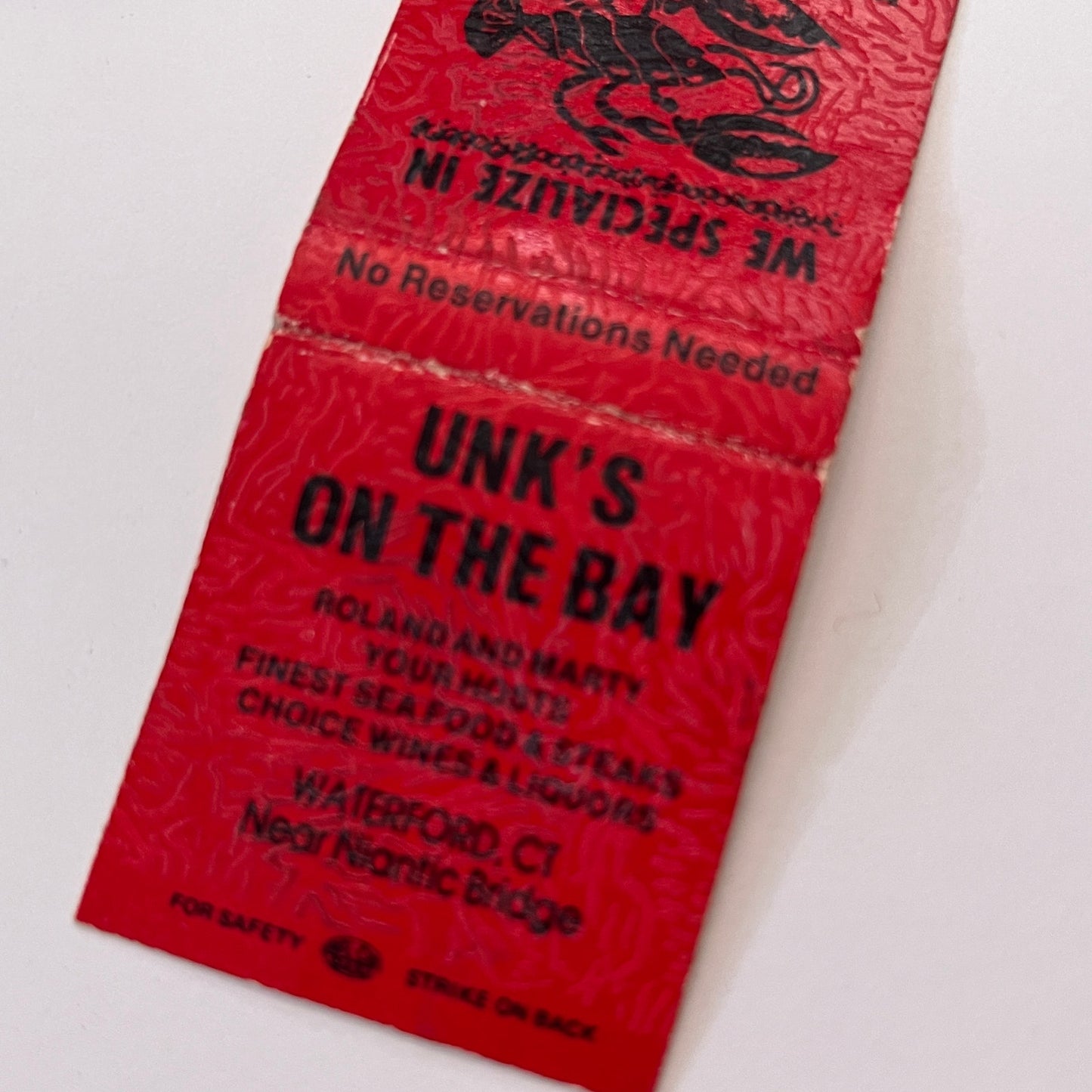 Unk's On the Bay Rolland & Marty Waterford CT Vintage Matchbook Cover TB6-MB1-10