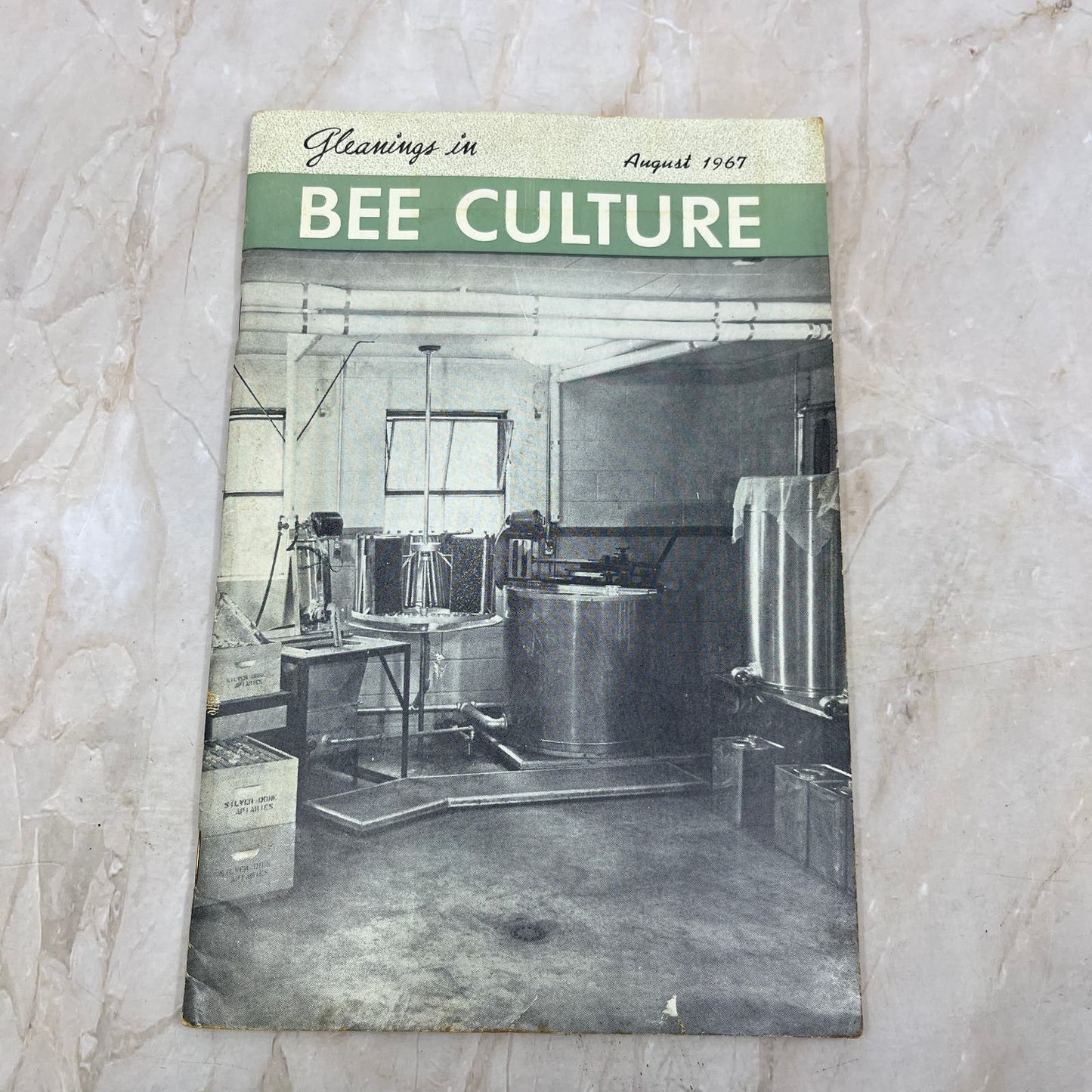 1967 August Gleanings in Bee Culture Magazine Bees Beekeeping Honey TD7