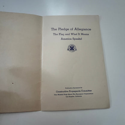 The Pledge of Allegiance John Marshall Los Angeles CA 1940s WWII Booklet TG2-OB