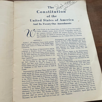 Vintage The Constitution Of The United States And Its 21 Amendments Book TH2-TB6