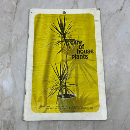 1970 Care of House Plants Magazine University of Minnesota Bulletin TD5