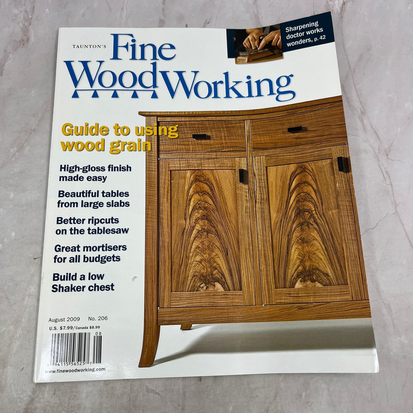 Using Wood Grain - Aug 2009 No 206 - Taunton's Fine Woodworking Magazine M34