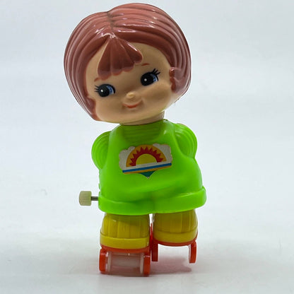 1979 TOMY Wind Up Toy 3" Kid-a-Long Kids Roller Skating Girl WORKS SE2