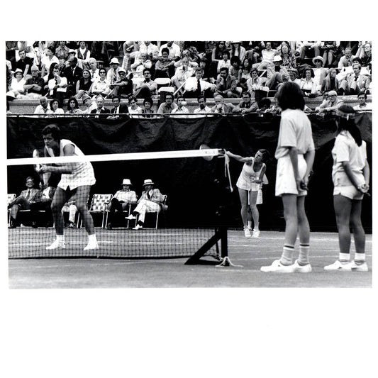 1970s Original Press Photo Women's Tennis Doubles Match 8x10" AD2