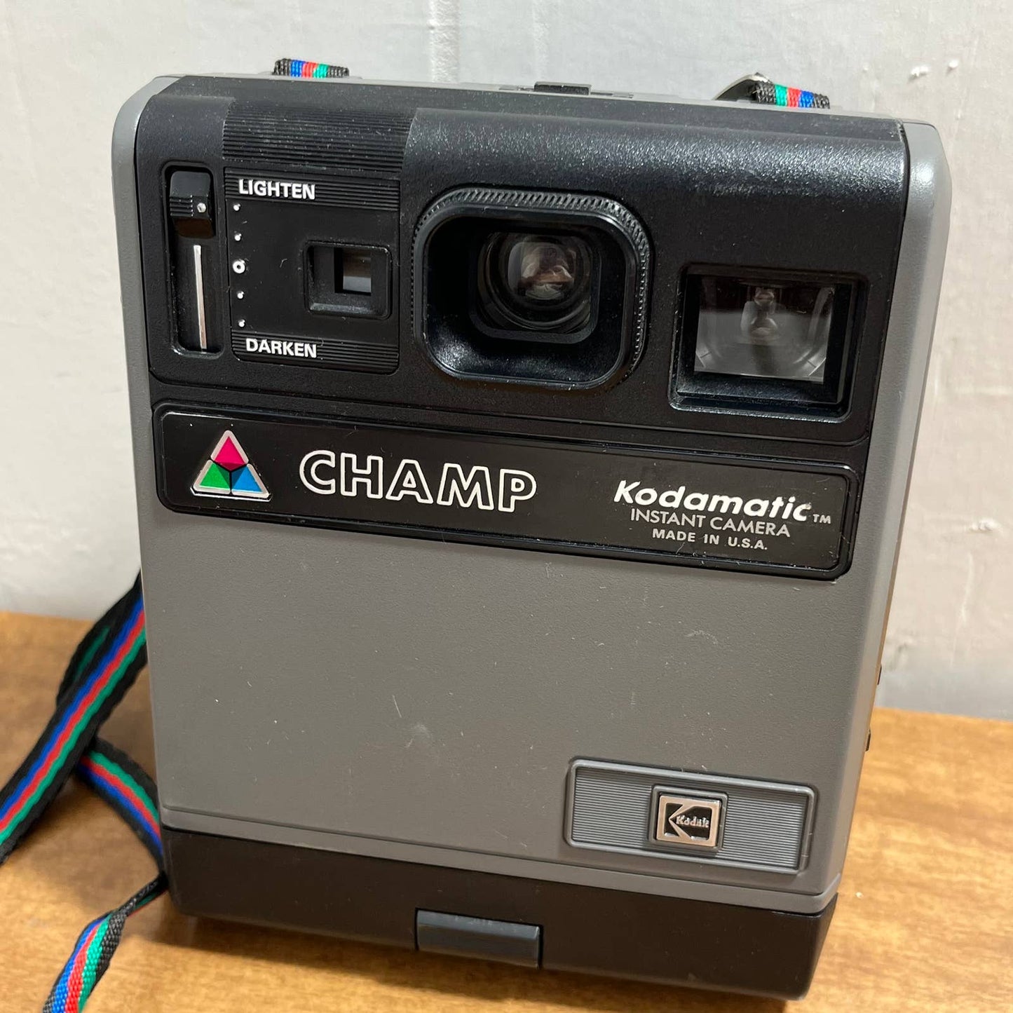 Vtg Champ Kodamatic Instant Camera Kodak HS144-10 Film Display Collectors TG9
