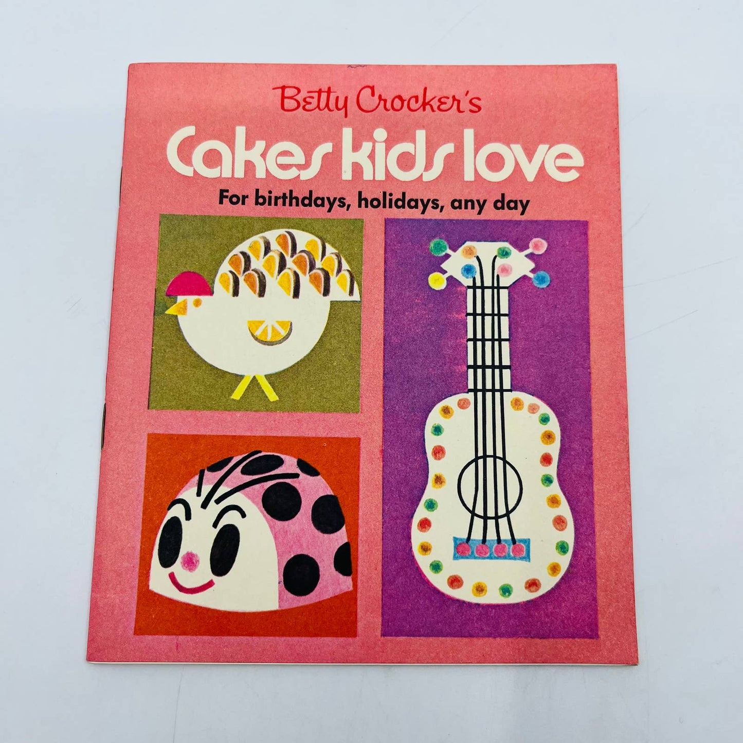 1960s Betty Crocker CAKES KIDS LOVE Cook Book Booklet SA7