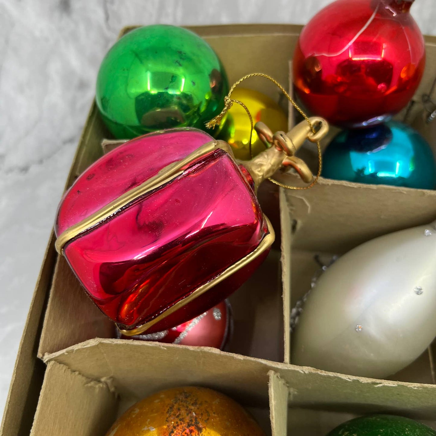 Shiny Brite and Other 18 Vintage Mercury Glass Ornaments With Original Box