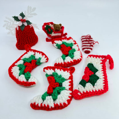 1970s Crocheted Christmas Tree Ornament Lot of 7 TE7