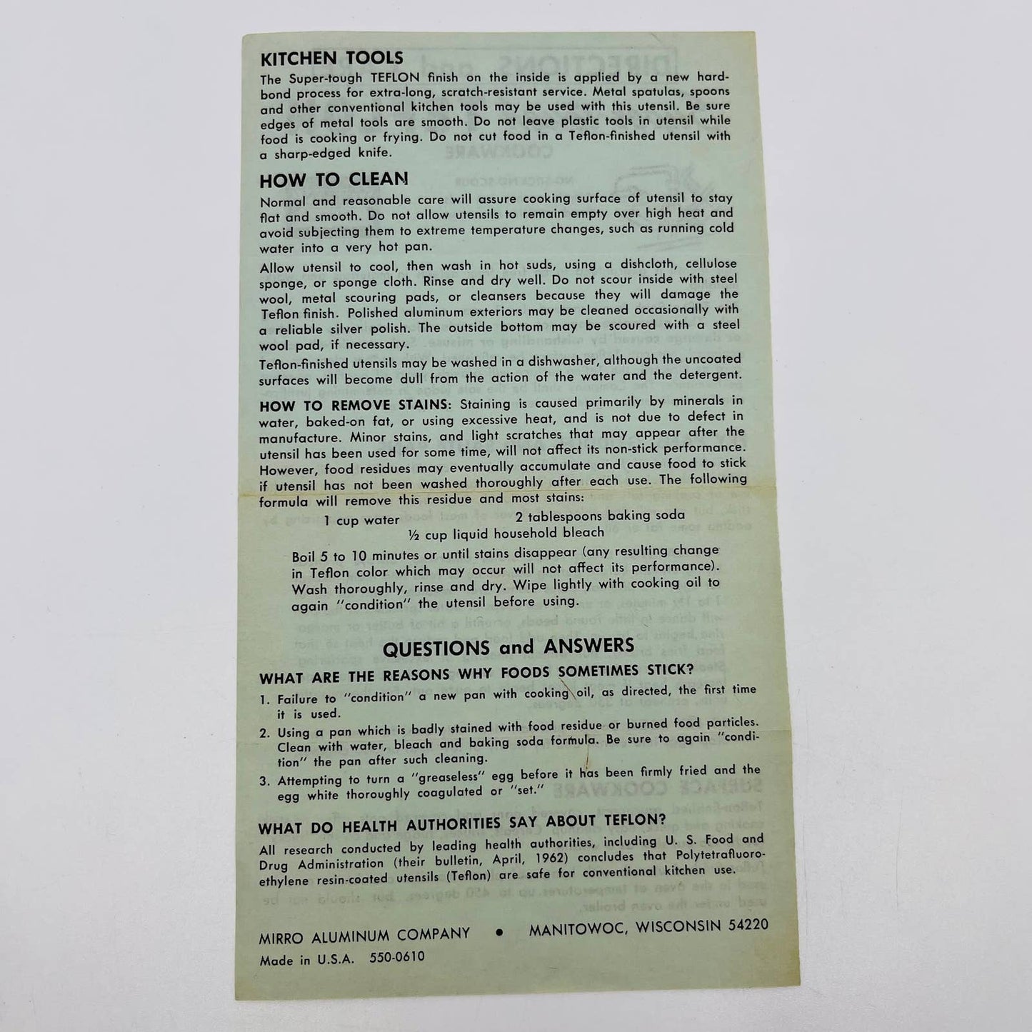 1960s Mirro Teflon Aluminum Cookware How-To Leaflet D2