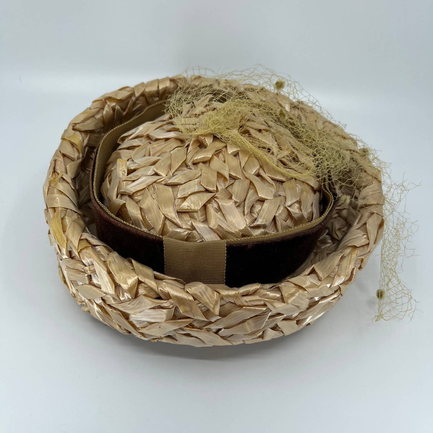 Vintage Women’s Straw Woven Pillbox  Hat With Brown Velvet Bow and Netting HB1