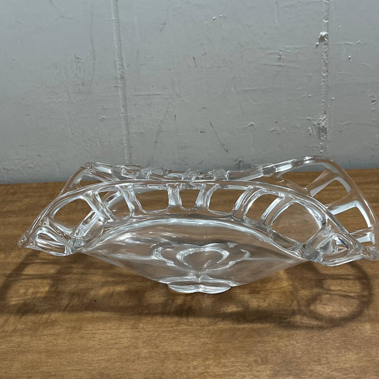 Vintage Art Glass Lattice Edge Pinched Glass Tray 10 x 4” TI5