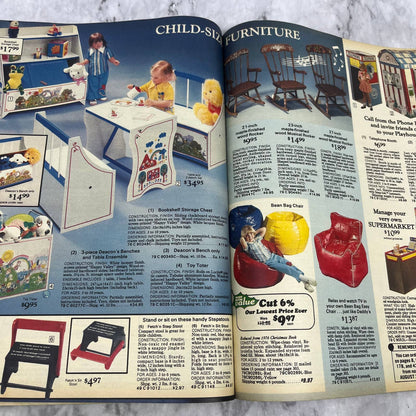 Sears 1977 Wish Book Catalog Star Wars Barbie Atari Lionel Toys Clothing S4