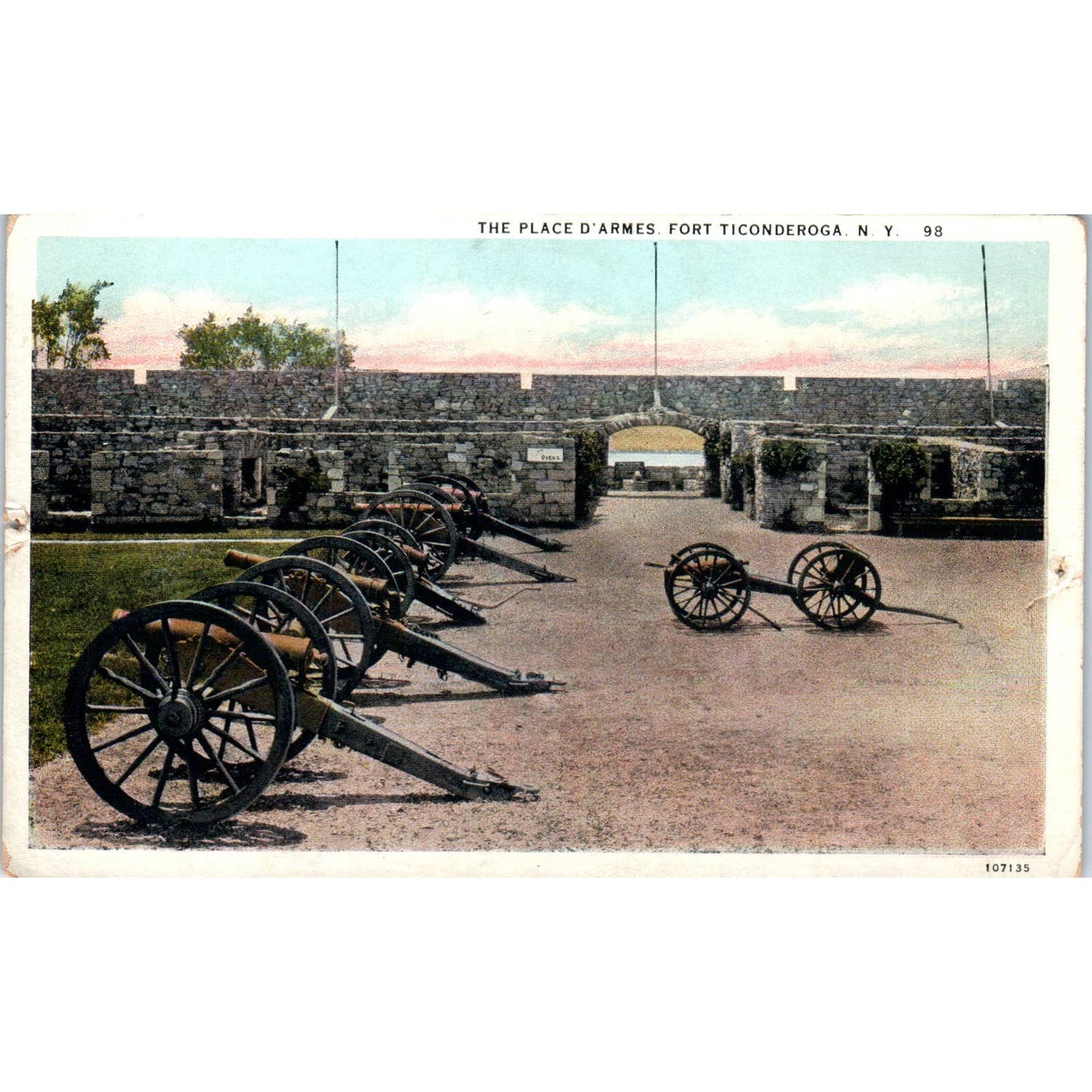 The Place D'Armes Fort Ticonderoga NY Original Postcard TK1-P1